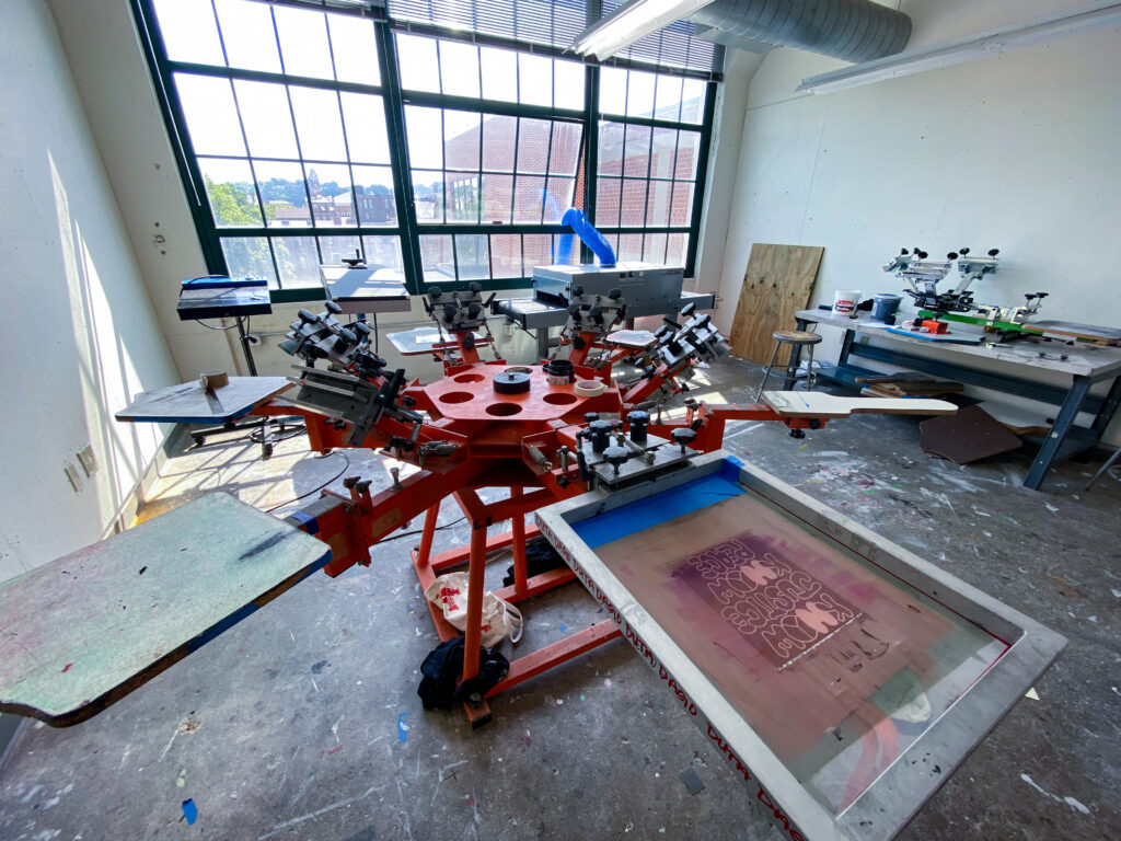 photo of a screen printing press