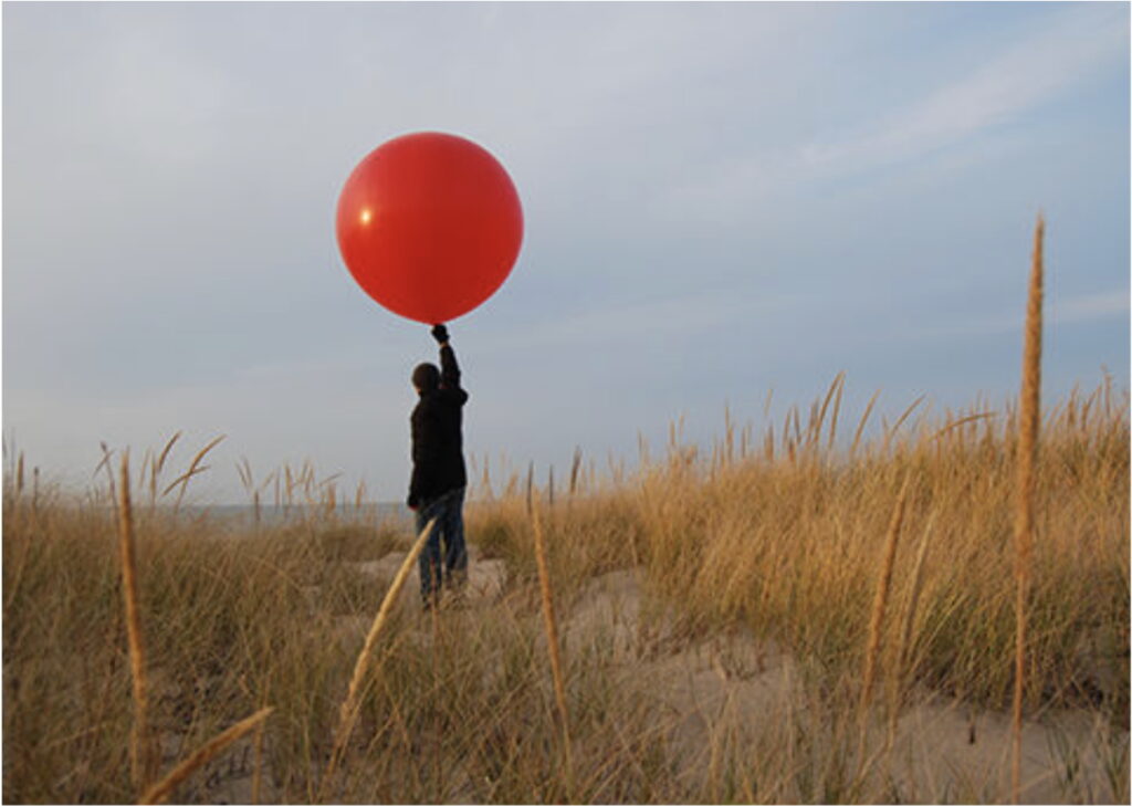 Steve, artist with balloon