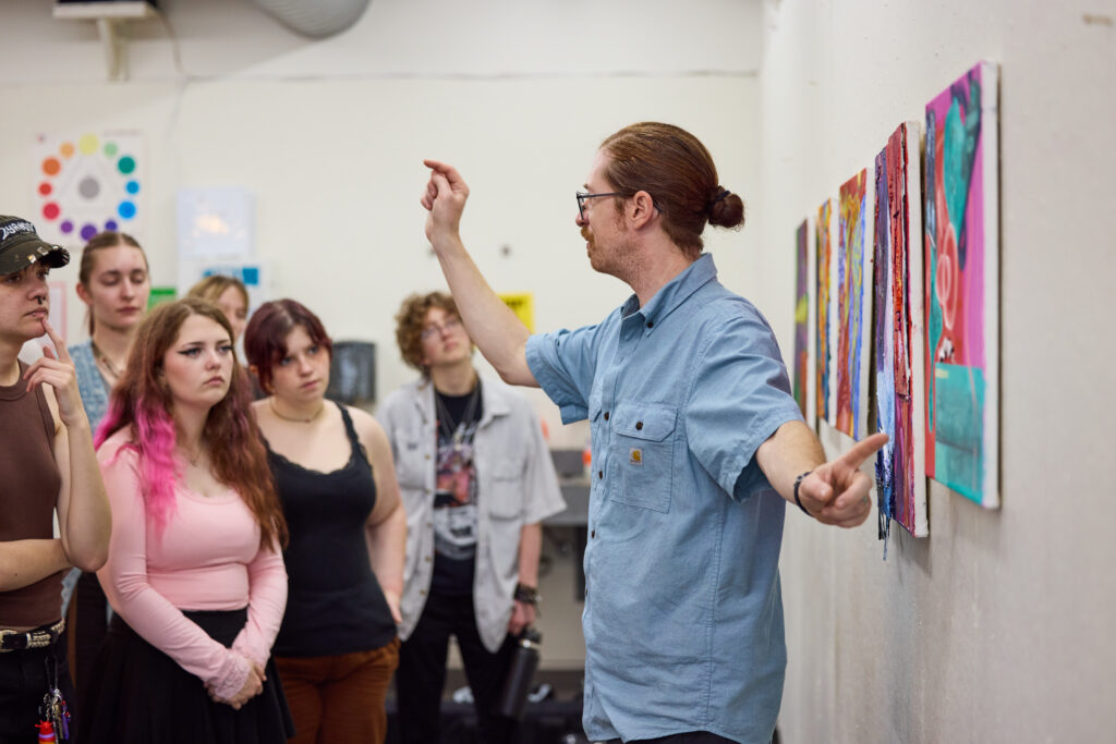professor talking to students